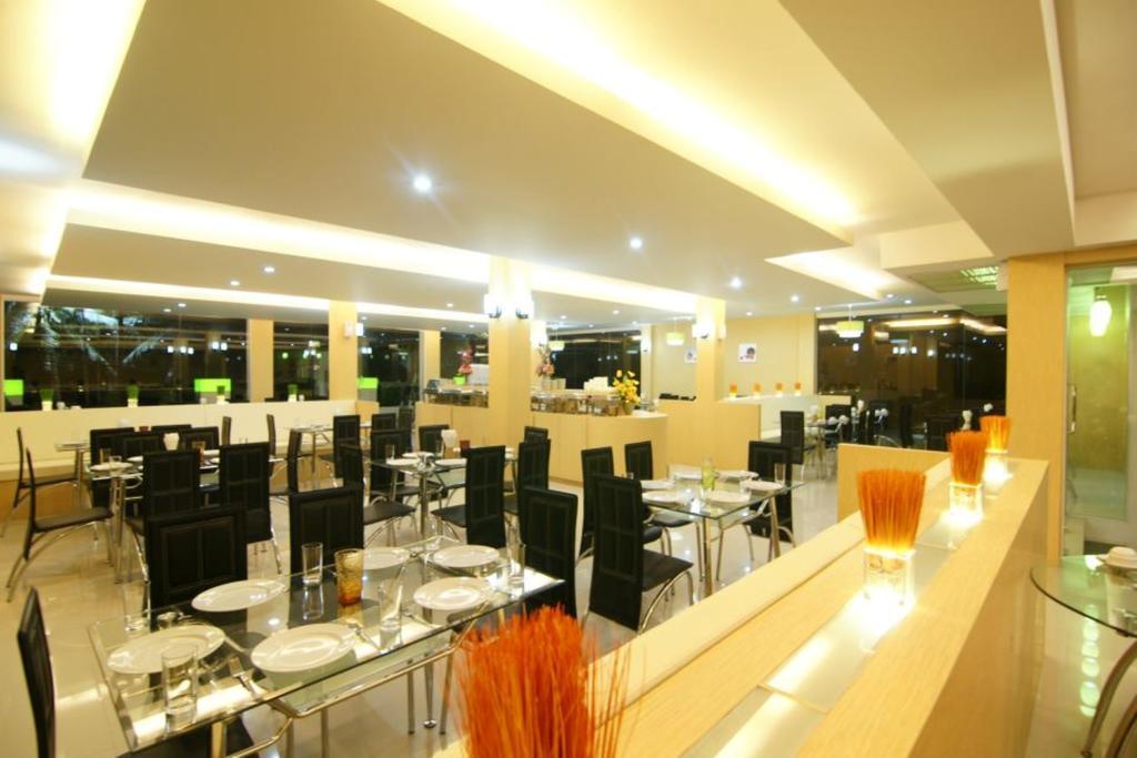 Dragon Beach Resort Jomtien Pattaya Kültér fotó