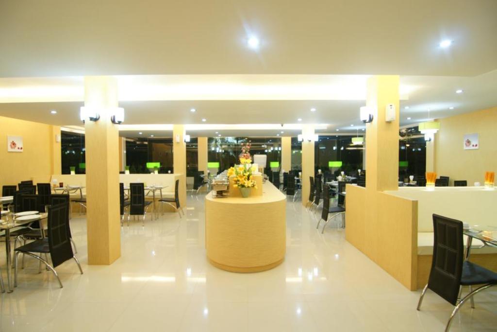 Dragon Beach Resort Jomtien Pattaya Kültér fotó