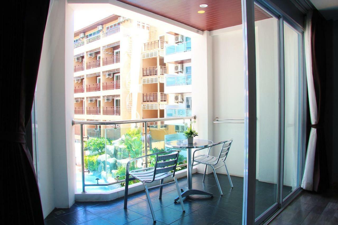 Dragon Beach Resort Jomtien Pattaya Kültér fotó